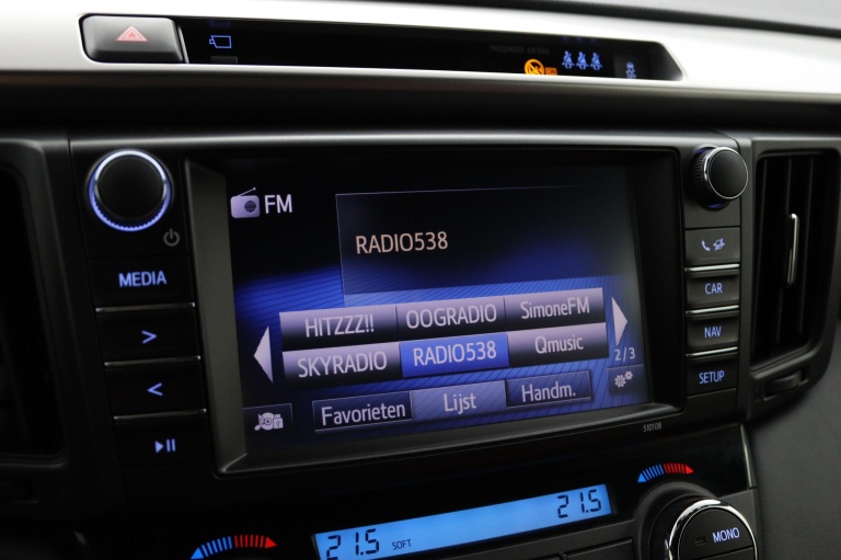 Toyota RAV4 - 2.5 Hybrid Executive 8