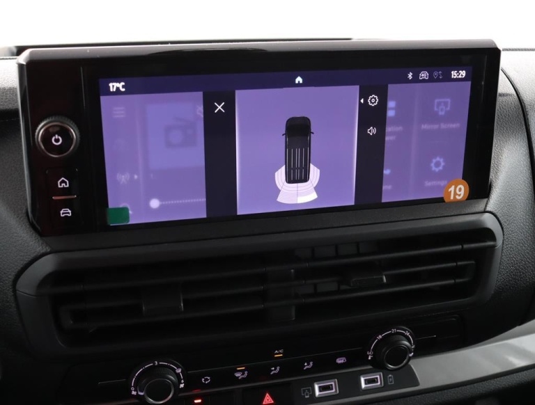 Toyota PROACE Worker - 1.5 D-4D L1 Challenger 8