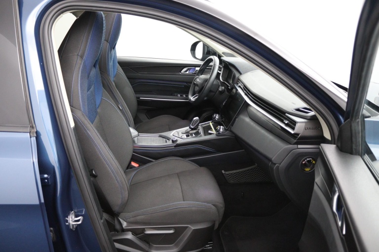 Lynk & Co 01 - 1.5 17