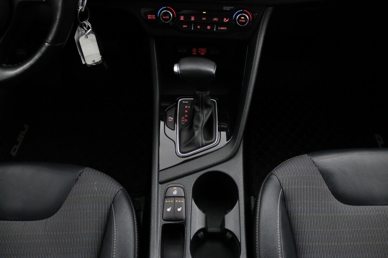 Kia Niro - 1.6 GDi Hybrid DynamicLine 28