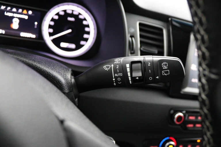 Kia Niro - 1.6 GDi Hybrid DynamicLine 32