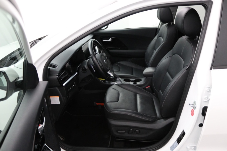 Kia Niro - 1.6 GDi Hybrid ExecutiveLine 11