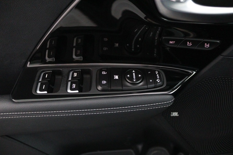 Kia Niro - 1.6 GDi Hybrid ExecutiveLine 36