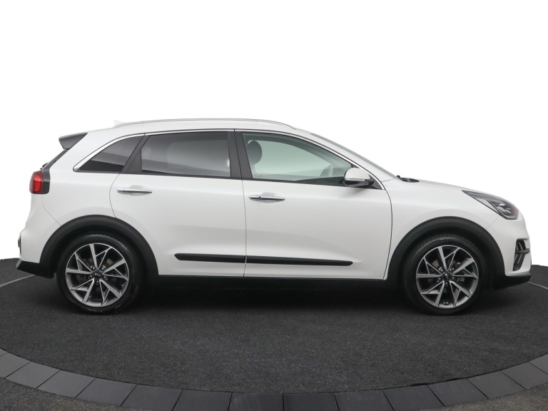Kia Niro - 1.6 GDi Hybrid ExecutiveLine 8
