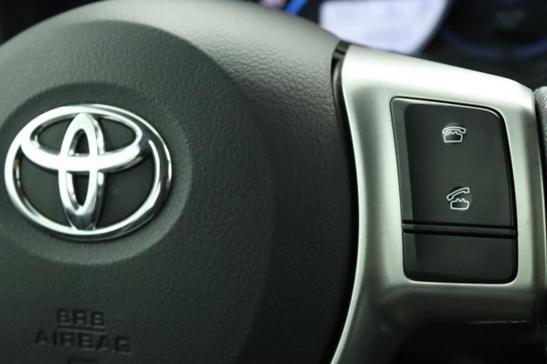 Toyota Yaris - 1.5 Full Hybrid Dynamic 19