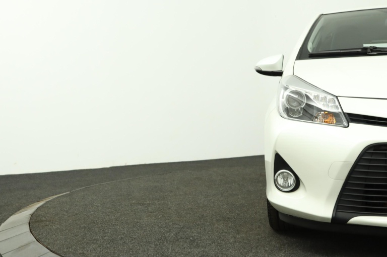Toyota Yaris - 1.5 Full Hybrid Dynamic 35