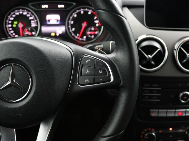 Mercedes-Benz B-klasse - 180 Business Solution