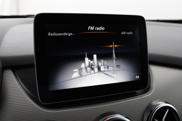 Mercedes-Benz B-klasse - 180 Business Solution 19