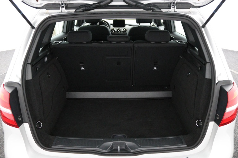 Mercedes-Benz B-klasse - 180 Business Solution 25