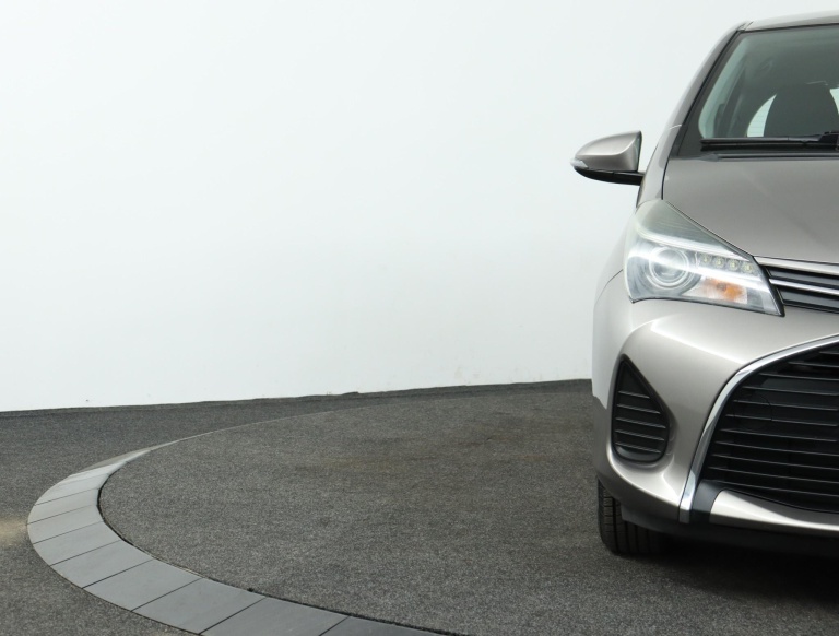 Toyota Yaris - 1.0 VVT-i Aspiration 36