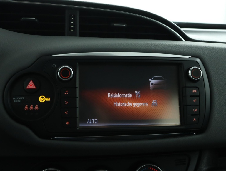 Toyota Yaris - 1.0 VVT-i Aspiration 44