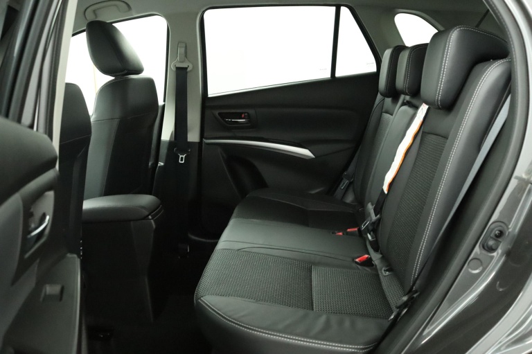 Suzuki S-Cross - 1.4 Boosterjet Style Smart Hybrid 18