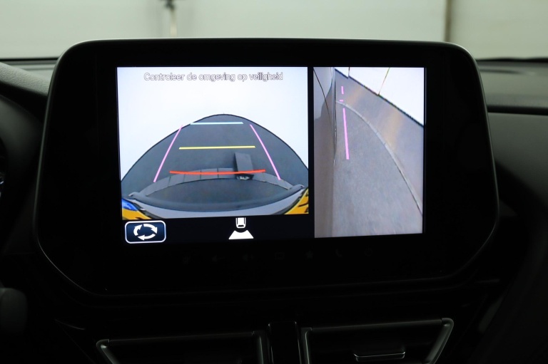 Suzuki S-Cross - 1.4 Boosterjet Style Smart Hybrid 69