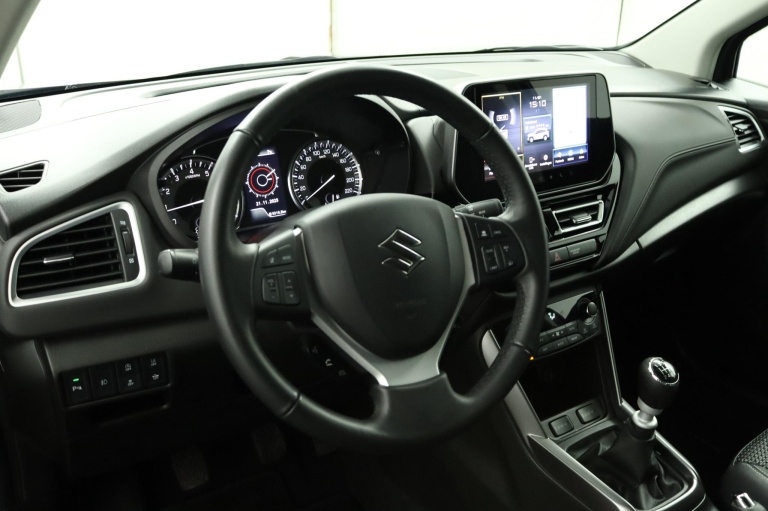 Suzuki S-Cross - 1.4 Boosterjet Style Smart Hybrid 72