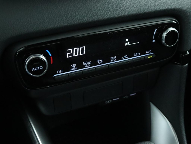 Toyota Yaris - 1.5 Hybrid 115 Active 7