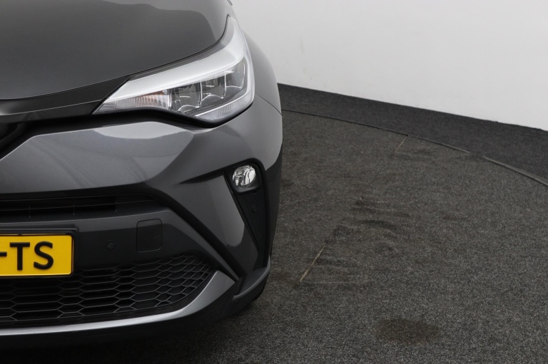 Toyota C-HR - 2.0 Hybrid First Edition 36