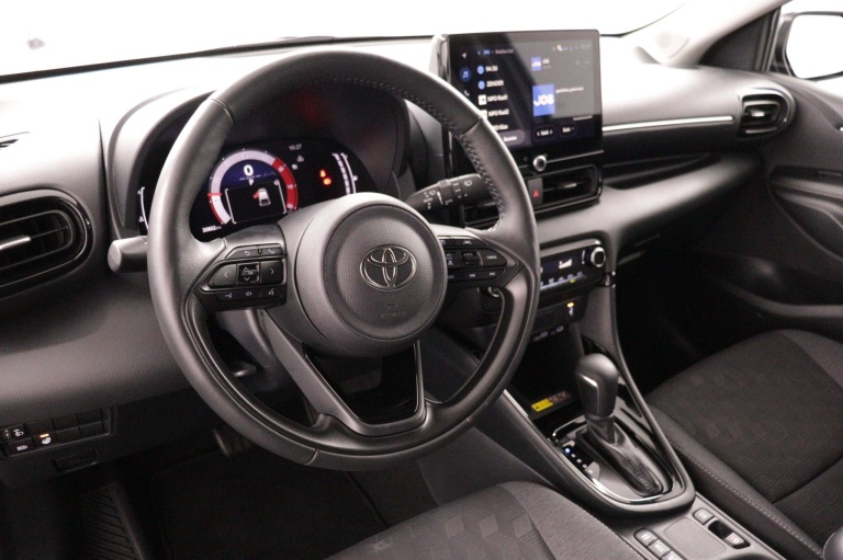 Toyota Yaris - 1.5 Hybrid 115 Dynamic 37