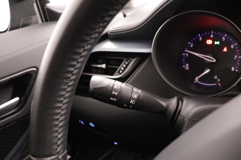 Toyota C-HR - 1.2 Turbo Dynamic 29