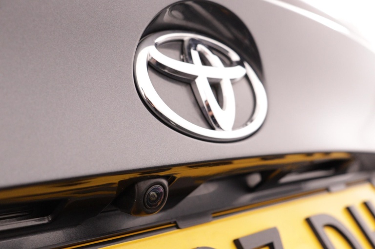 Toyota C-HR - 1.2 Turbo Dynamic 36