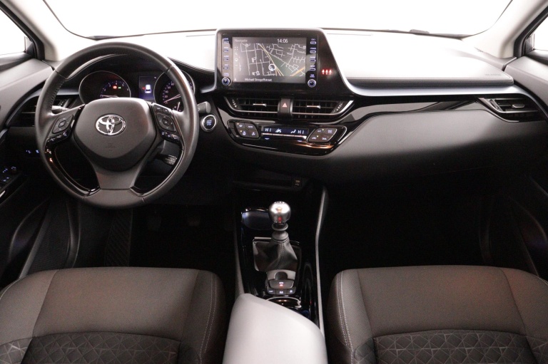 Toyota C-HR - 1.2 Turbo Dynamic 4