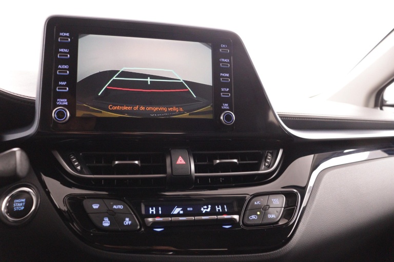 Toyota C-HR - 1.2 Turbo Dynamic 8