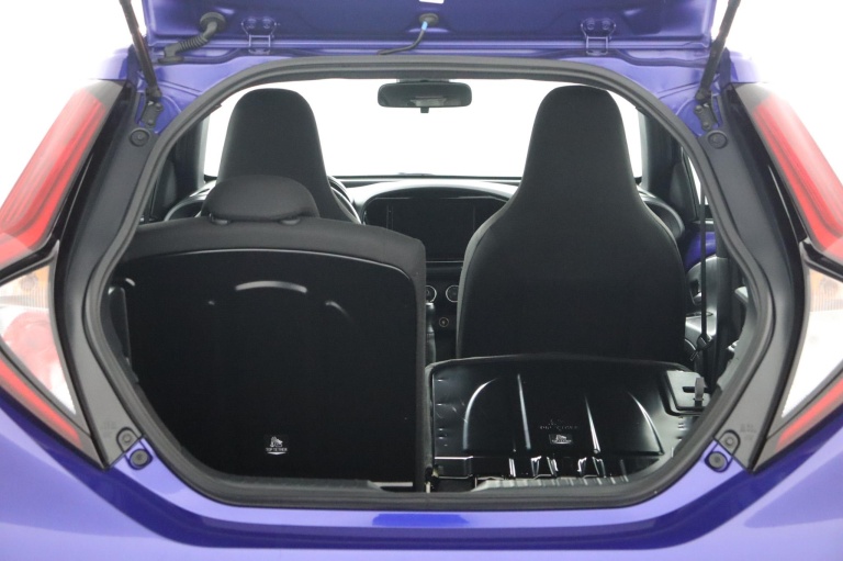 Toyota Aygo X - 1.0 VVT-i MT Play 21