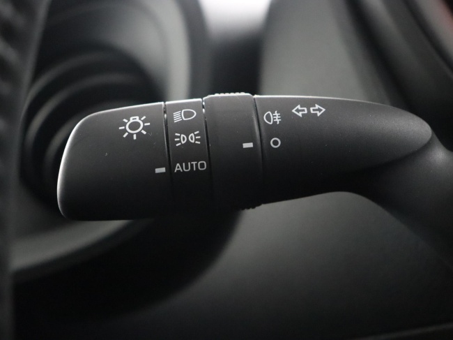 Toyota Aygo X - 1.0 VVT-i MT Play