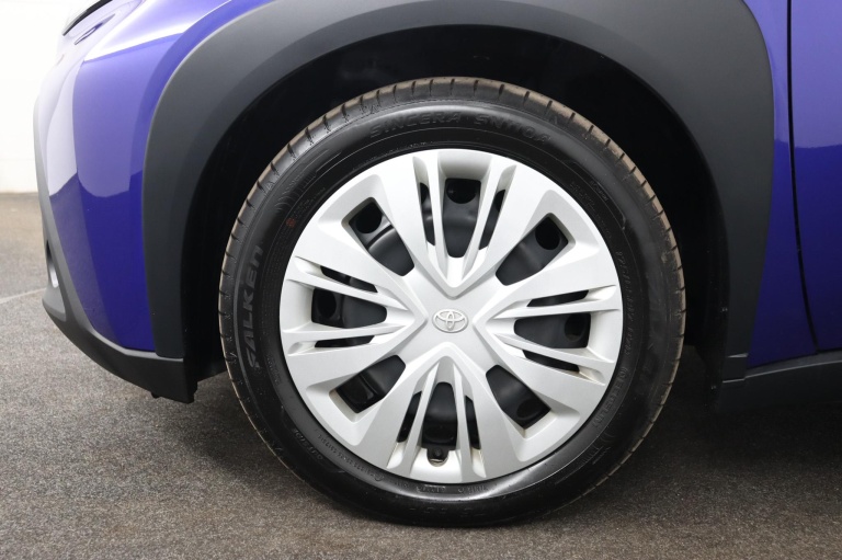 Toyota Aygo X - 1.0 VVT-i MT Play 34