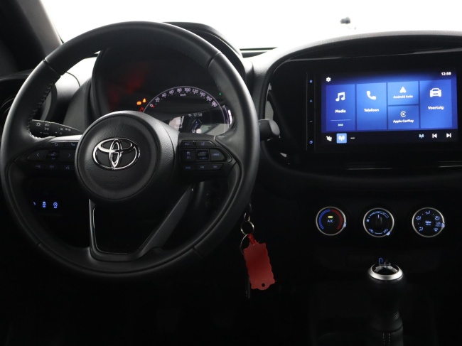 Toyota Aygo X - 1.0 VVT-i MT Play