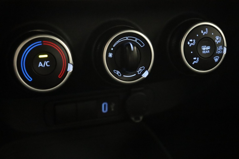 Toyota Aygo X - 1.0 VVT-i MT Play 6