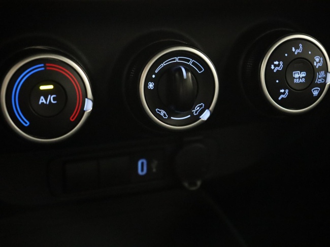 Toyota Aygo X - 1.0 VVT-i MT Play