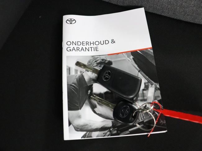 Toyota Aygo X - 1.0 VVT-i MT Play