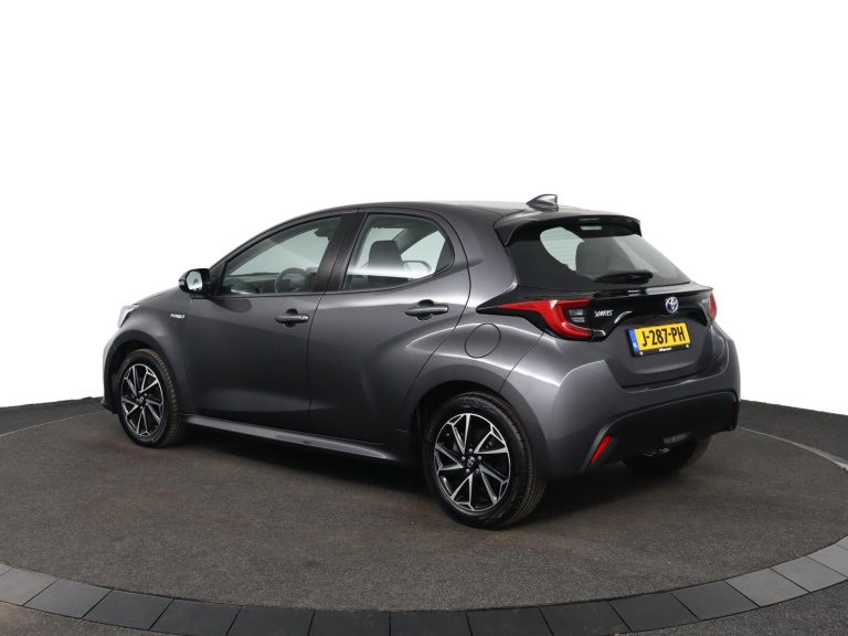Toyota Yaris - 1.5 Hybrid First Edition 12