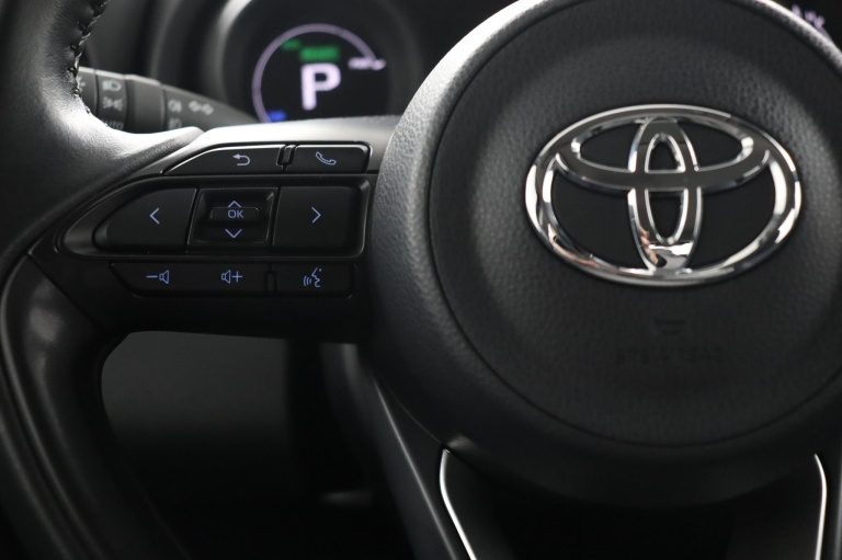 Toyota Yaris - 1.5 Hybrid First Edition 19