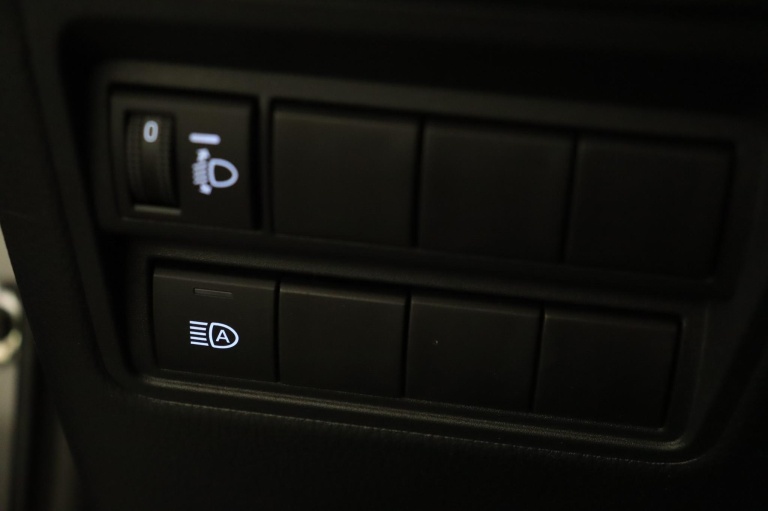 Toyota Yaris - 1.5 Hybrid First Edition 29