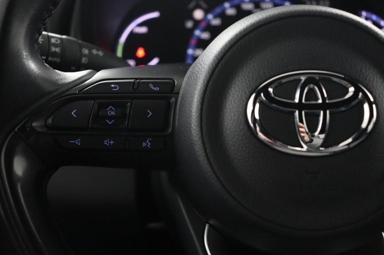 Toyota Yaris Cross - 1.5 Hybrid First Edition 18