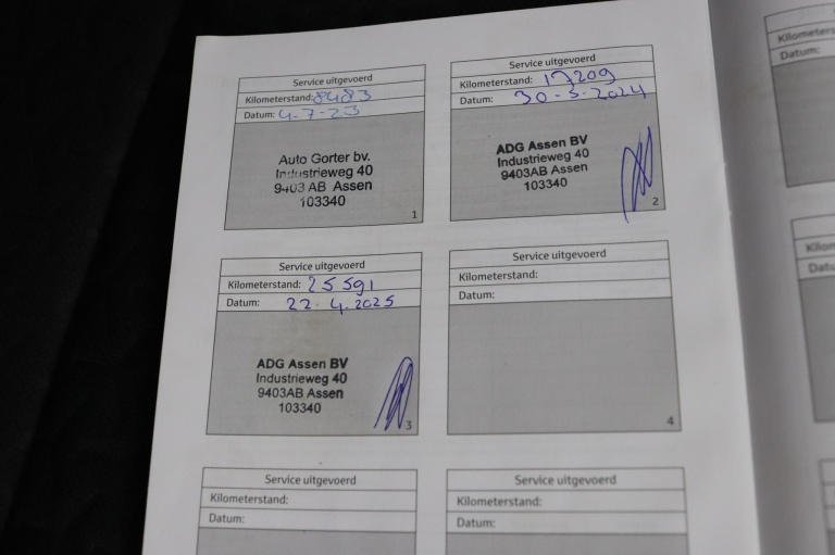 Toyota Yaris Cross - 1.5 Hybrid First Edition 42