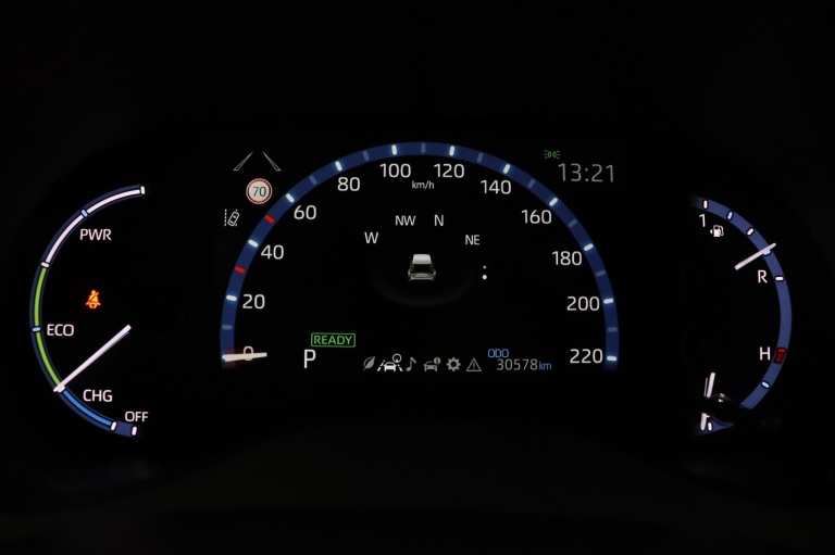 Toyota Yaris Cross - 1.5 Hybrid First Edition 45