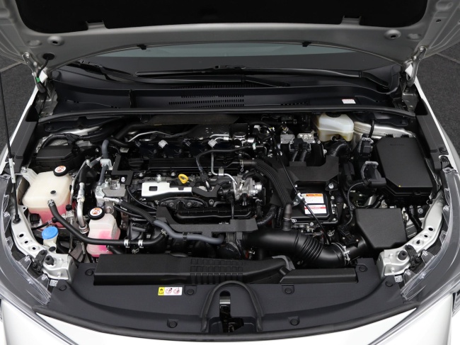 Toyota Corolla - 2.0 Hybrid Bi-tone