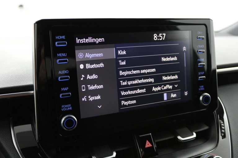 Toyota Corolla - 2.0 Hybrid Bi-tone 45