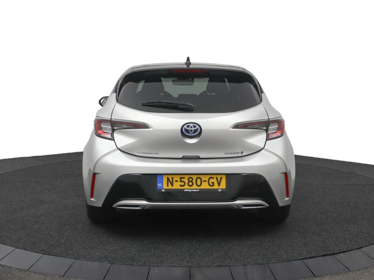 Toyota Corolla - 2.0 Hybrid Bi-tone 47