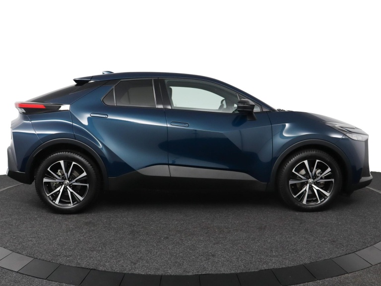 Toyota C-HR - 1.8 Hybrid 140 Dynamic 13