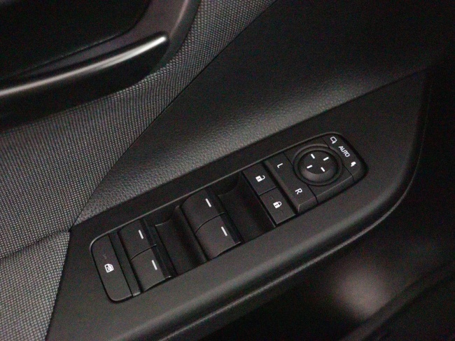 Toyota C-HR - 1.8 Hybrid 140 Dynamic