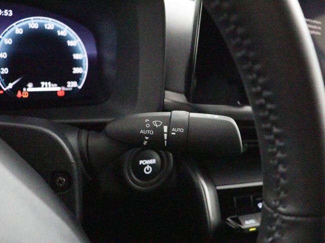 Toyota C-HR - 1.8 Hybrid 140 Dynamic