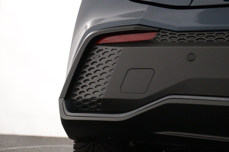 Toyota C-HR - 1.8 Hybrid 140 Dynamic 35