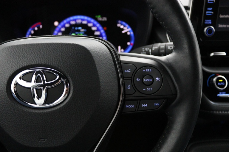 Toyota Corolla Touring Sports - 1.8 Hybrid 21