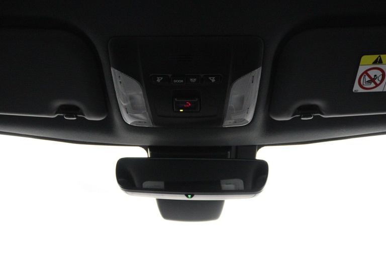 Toyota Corolla Touring Sports - 1.8 Hybrid 32