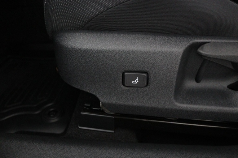 Toyota Corolla Touring Sports - 1.8 Hybrid 36