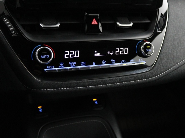 Toyota Corolla Touring Sports - 1.8 Hybrid