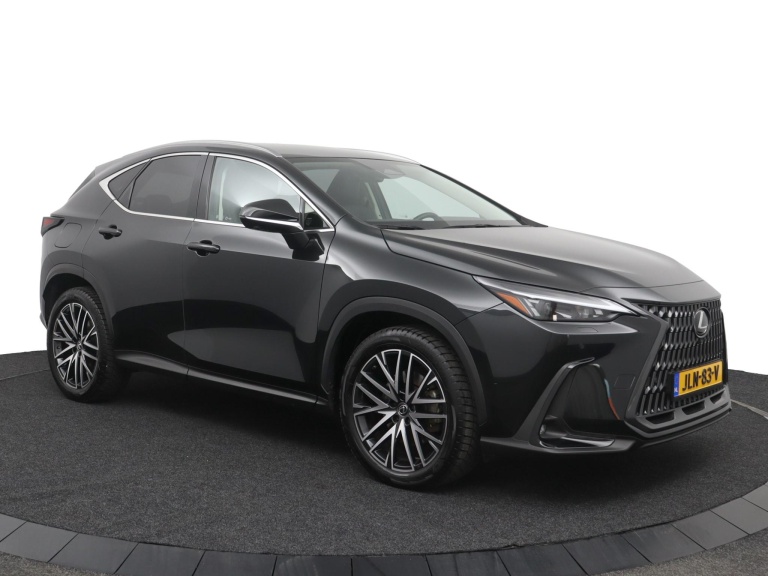 Lexus NX - 450h+ AWD Executive Line 13